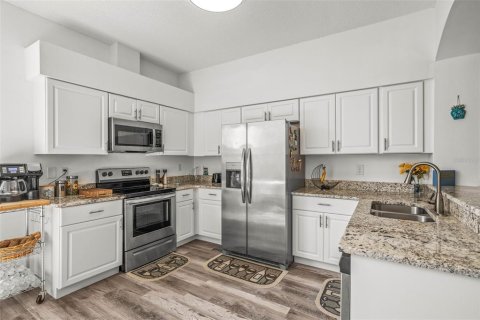 House in Sun City Center, Florida 3 bedrooms, 176.7 sq.m. № 1755357 - photo 9