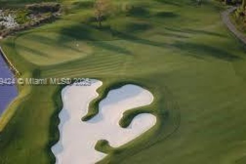 Casa en venta en Fort Myers, Florida, 2 dormitorios, 116.59 m2 № 1969358 - foto 5