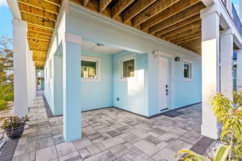 Casa en venta en Gulfport, Florida, 5 dormitorios, 209.22 m2 № 1569336 - foto 8