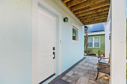 Casa en venta en Gulfport, Florida, 5 dormitorios, 209.22 m2 № 1569336 - foto 9
