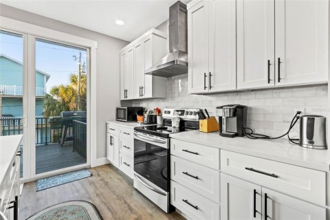 Casa en venta en Gulfport, Florida, 5 dormitorios, 209.22 m2 № 1569336 - foto 18