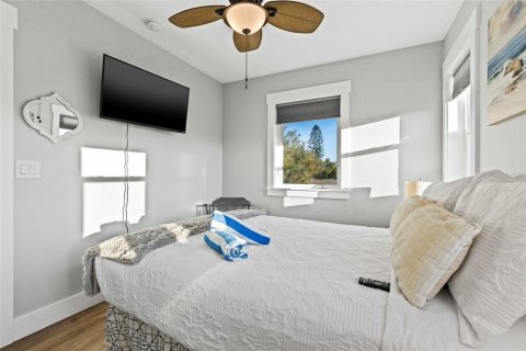 Casa en venta en Gulfport, Florida, 5 dormitorios, 209.22 m2 № 1569336 - foto 23