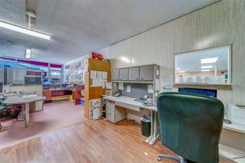 Propiedad comercial en venta en Clearwater, Florida, 269.23 m2 № 1914586 - foto 29