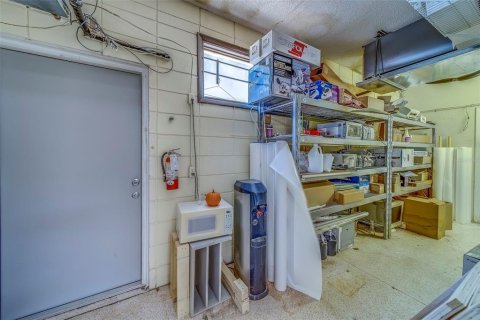Propiedad comercial en venta en Clearwater, Florida, 269.23 m2 № 1914586 - foto 9
