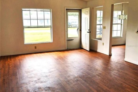 House in Dunnellon, Florida 3 bedrooms, 111.48 sq.m. № 2391493 - photo 6