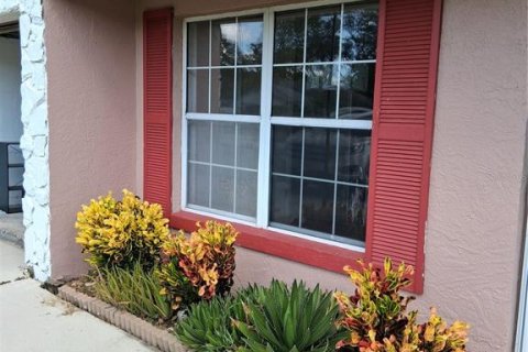 House in Dunnellon, Florida 3 bedrooms, 111.48 sq.m. № 2391493 - photo 4