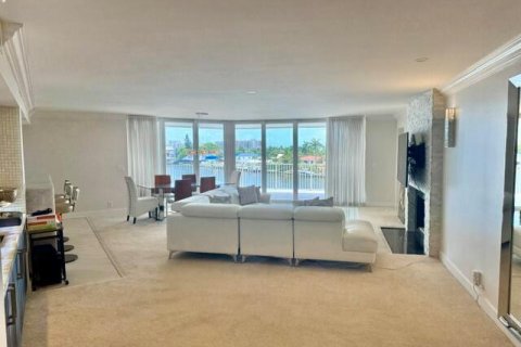 Condominio en alquiler en Fort Lauderdale, Florida, 3 dormitorios, 225.47 m2 № 2193408 - foto 7