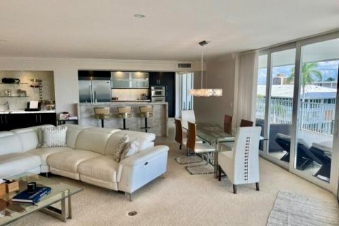 Condominio en alquiler en Fort Lauderdale, Florida, 3 dormitorios, 225.47 m2 № 2193408 - foto 4
