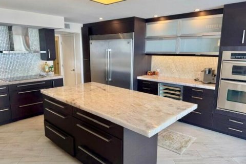 Condominio en alquiler en Fort Lauderdale, Florida, 3 dormitorios, 225.47 m2 № 2193408 - foto 14