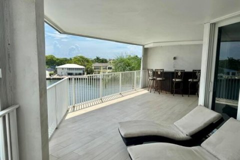 Condominio en alquiler en Fort Lauderdale, Florida, 3 dormitorios, 225.47 m2 № 2193408 - foto 19