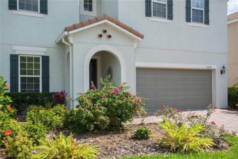 Villa ou maison à louer à Orlando, Floride: 4 chambres, 279.17 m2 № 2430755 - photo 3