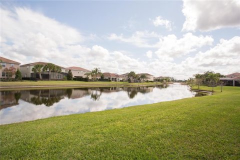 Villa ou maison à louer à Orlando, Floride: 4 chambres, 279.17 m2 № 2430755 - photo 21
