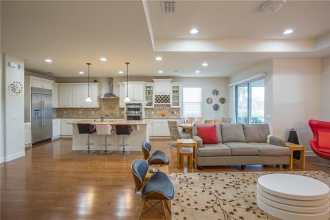 Villa ou maison à louer à Orlando, Floride: 4 chambres, 279.17 m2 № 2430755 - photo 8