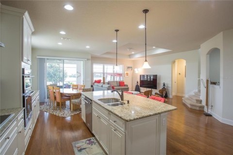 Villa ou maison à louer à Orlando, Floride: 4 chambres, 279.17 m2 № 2430755 - photo 10