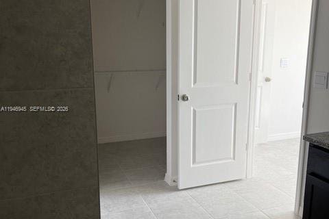 House in Lehigh Acres, Florida 4 bedrooms № 2017422 - photo 12