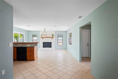 Villa ou maison à vendre à Spring Hill, Floride: 2 chambres, 117.24 m2 № 1673253 - photo 16