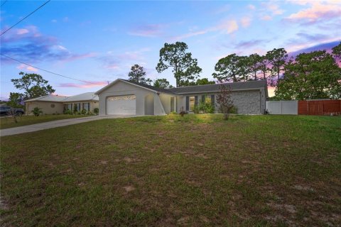 Villa ou maison à vendre à Spring Hill, Floride: 2 chambres, 117.24 m2 № 1673253 - photo 5