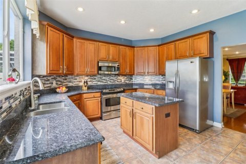 Casa en venta en Apopka, Florida, 5 dormitorios, 327.48 m2 № 1899807 - foto 12