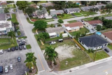 Купить земельный участок в Плантация, Флорида № 2010698 - фото 4