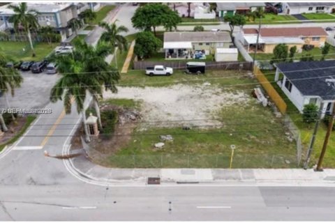 Купить земельный участок в Плантация, Флорида № 2010698 - фото 2