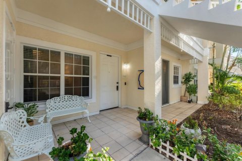 Condominio en venta en Bradenton, Florida, 3 dormitorios, 178.37 m2 № 1916656 - foto 2