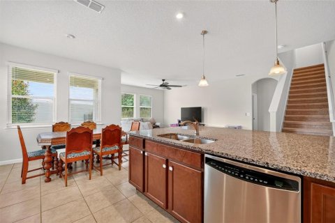 Villa ou maison à vendre à Clermont, Floride: 4 chambres, 219.44 m2 № 2364621 - photo 13
