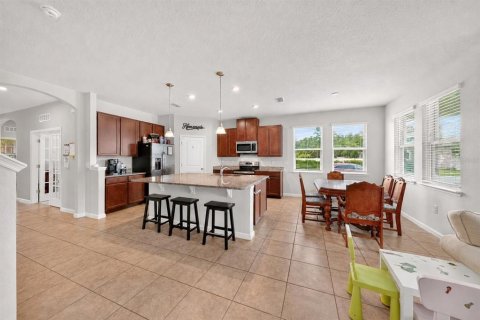 Villa ou maison à vendre à Clermont, Floride: 4 chambres, 219.44 m2 № 2364621 - photo 10