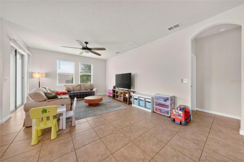 Villa ou maison à vendre à Clermont, Floride: 4 chambres, 219.44 m2 № 2364621 - photo 17