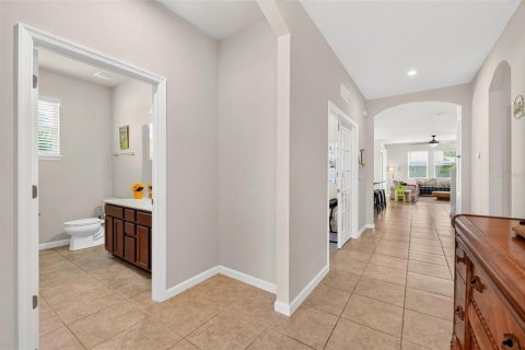 Villa ou maison à vendre à Clermont, Floride: 4 chambres, 219.44 m2 № 2364621 - photo 8