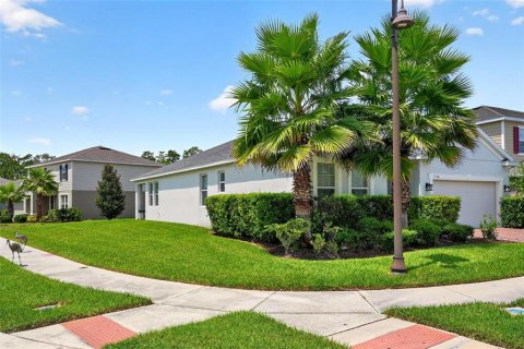 Villa ou maison à vendre à Clermont, Floride: 4 chambres, 219.44 m2 № 2364621 - photo 5