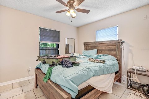House in Cocoa, Florida 3 bedrooms, 97.83 sq.m. № 2155243 - photo 21