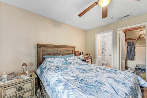 House in Cocoa, Florida 3 bedrooms, 97.83 sq.m. № 2155243 - photo 16