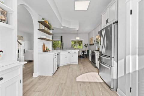 Купить виллу или дом в Тампа, Флорида 14 комнат, 254.83м2, № 1914994 - фото 5