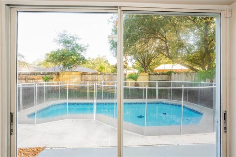 Casa en venta en Seffner, Florida, 4 dormitorios, 137.96 m2 № 2196902 - foto 14