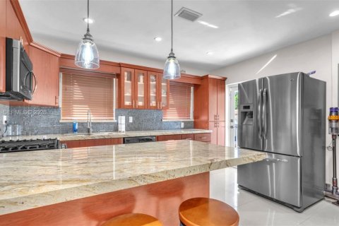 Villa ou maison à louer à Miami, Floride: 3 chambres, 115.66 m2 № 1996285 - photo 23
