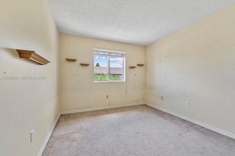 Townhouse in Homestead, Florida 4 bedrooms, 171.5 sq.m. № 2086136 - photo 27