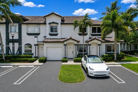 Townhouse in Homestead, Florida 4 bedrooms, 171.5 sq.m. № 2086136