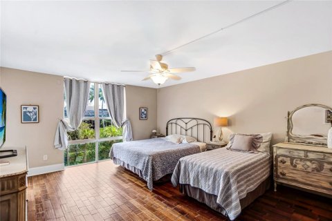 Copropriété à louer à Sarasota, Floride: 2 chambres, 132.01 m2 № 518554 - photo 4