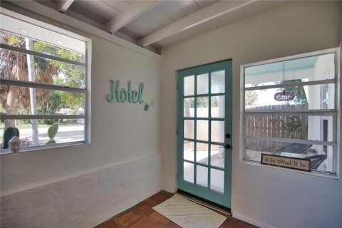 Casa en alquiler en Englewood, Florida, 3 dormitorios, 132.01 m2 № 2218377 - foto 5