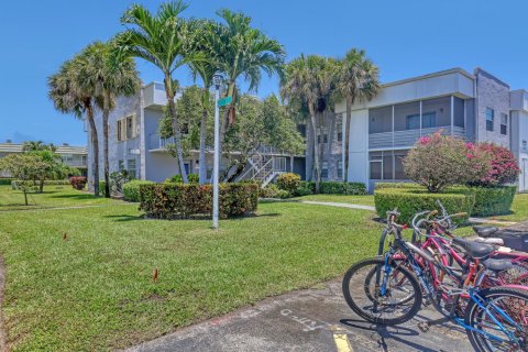 Condominio en venta en Delray Beach, Florida, 2 dormitorios, 70.61 m2 № 1188744 - foto 1