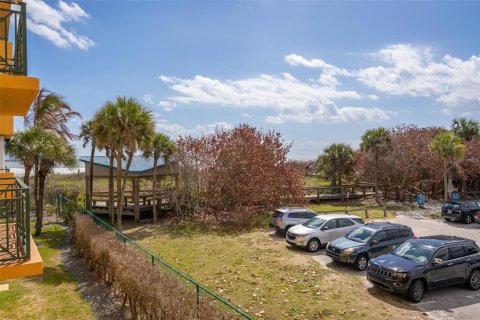 Condo in Cape Canaveral, Florida, 3 bedrooms  № 2106558 - photo 3