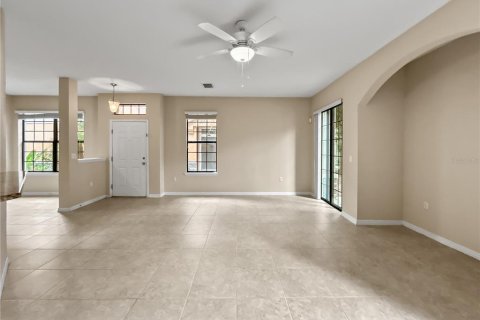 Townhouse in Fish Hawk, Florida 3 bedrooms, 163.51 sq.m. № 2115593 - photo 15