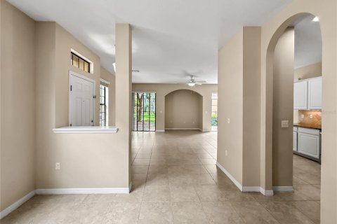 Townhouse in Fish Hawk, Florida 3 bedrooms, 163.51 sq.m. № 2115593 - photo 17