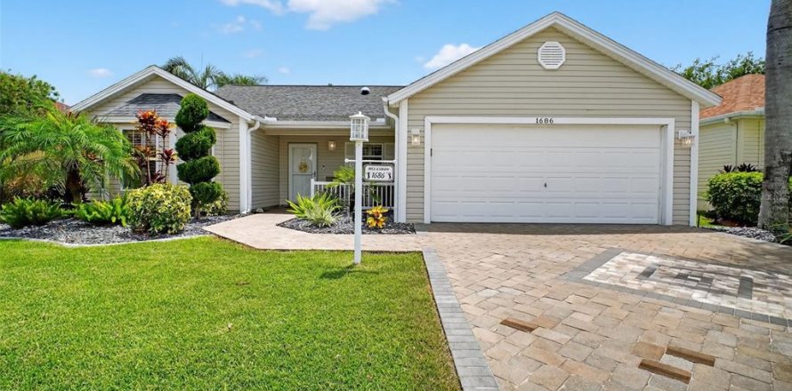 Casa en The Villages, Florida 3 dormitorios, 174.28 m2 № 1887052