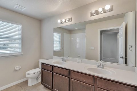 Villa ou maison à louer à Orlando, Floride: 4 chambres, 213.3 m2 № 1845095 - photo 25