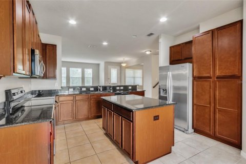 Villa ou maison à louer à Orlando, Floride: 4 chambres, 213.3 m2 № 1845095 - photo 12