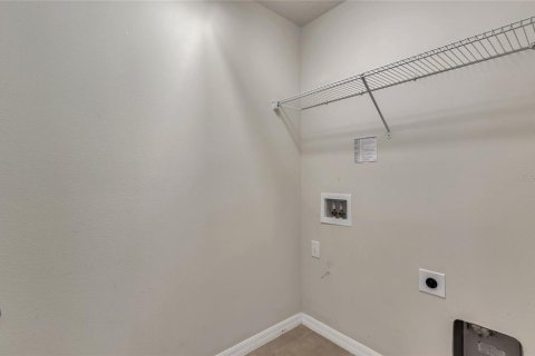 Villa ou maison à louer à Orlando, Floride: 4 chambres, 213.3 m2 № 1845095 - photo 28