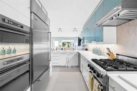 Condominio en venta en Fort Lauderdale, Florida, 2 dormitorios, 86.96 m2 № 1941983 - foto 16