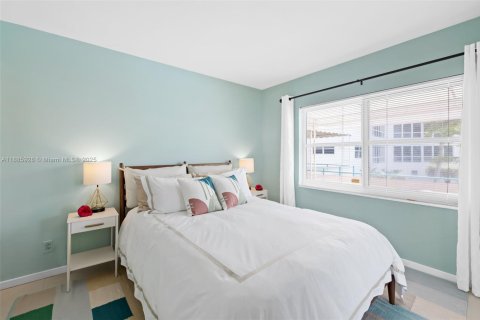 Condominio en venta en Fort Lauderdale, Florida, 2 dormitorios, 86.96 m2 № 1941983 - foto 12