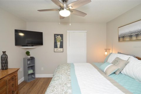 Copropriété à louer à Tampa, Floride: 2 chambres, 104.89 m2 № 1603098 - photo 24